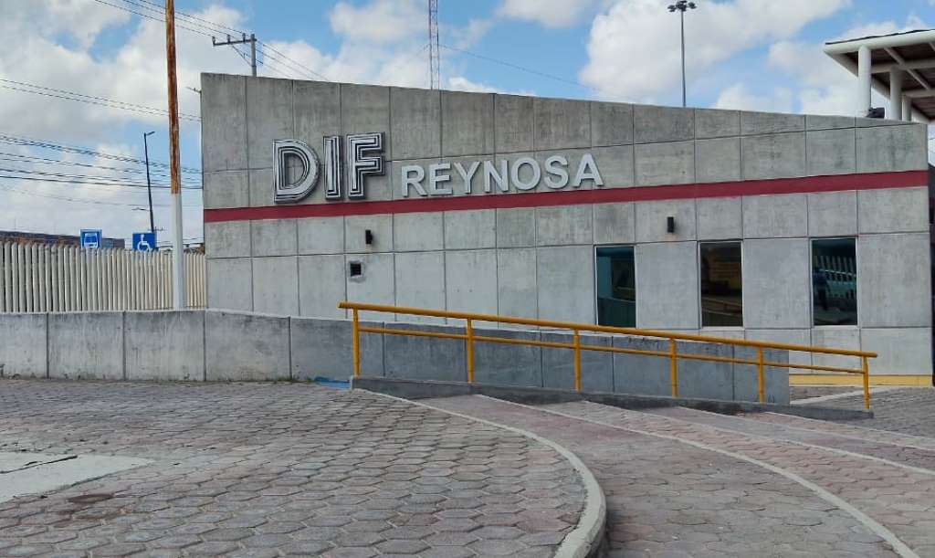 REALIZA DIF-REYNOSA TALLER “ESCUELA PARA PADRES”