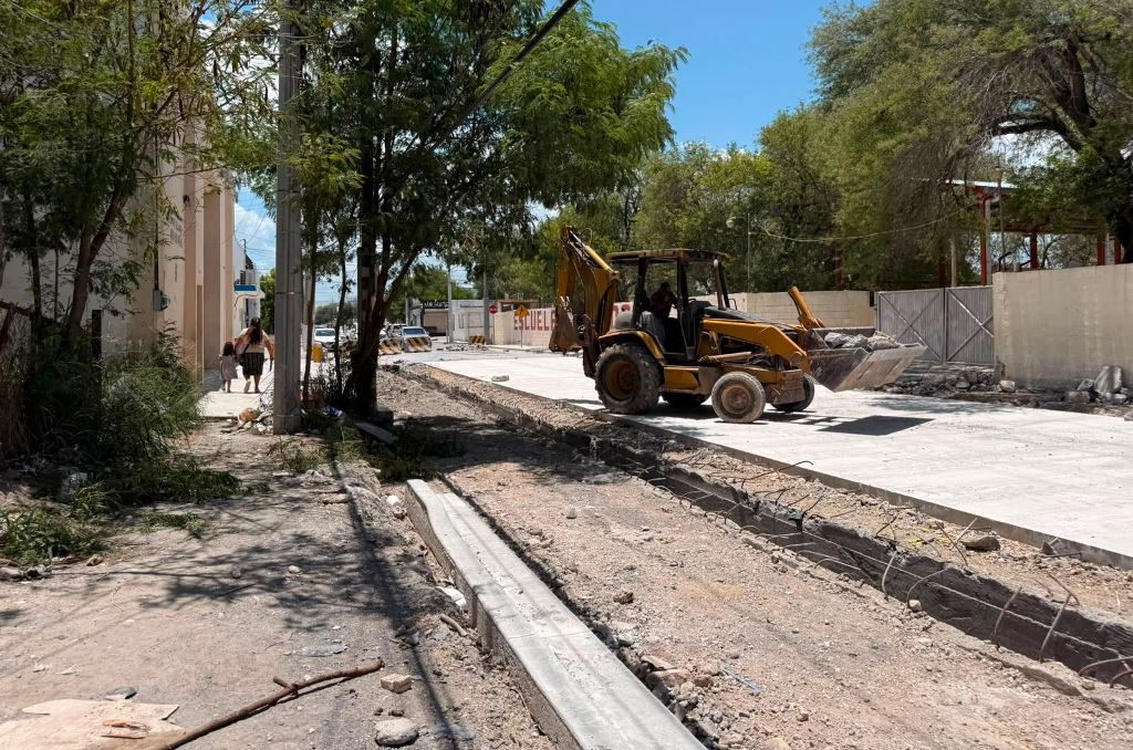 MANTIENE GOBIERNO DE CARLOS PEÑA ORTIZ RITMO EN CONSTRUCCIÓN DE OBRAS